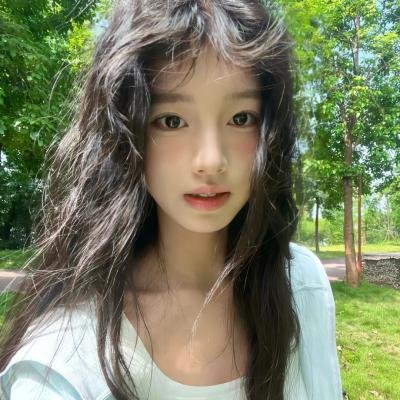 远看是蔚蓝的春天